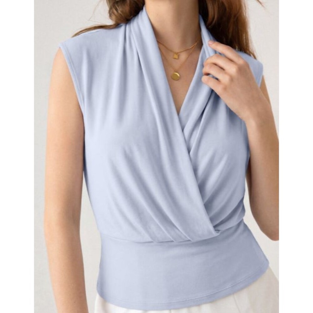 OGL Stretch Lyocell Matte Smooth Smooth Surplice Sleeveless Top Blue Size Medium - Picture 2 of 9